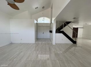 13405 SW 144th Ter #13405, Miami, FL 33186