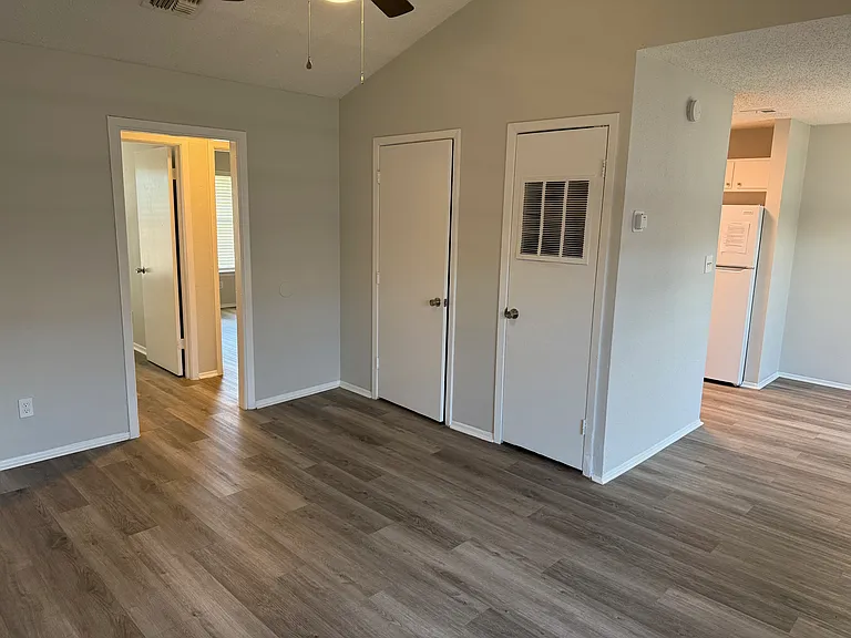 Southcross Villas — Photo 28