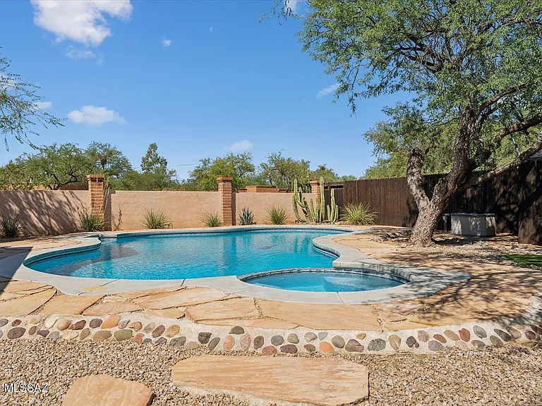 7741 E Camino Bavispe — Photo 27