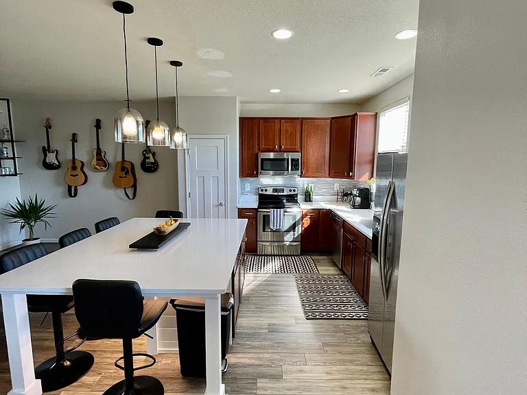 3741 Vintage Pointe Pl — Photo 3