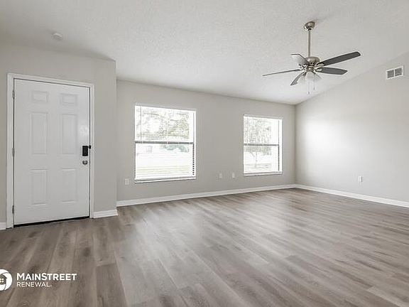 4th image of 650 Gazelle Dr