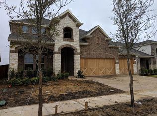 805 Wilmington Ln, Savannah, TX 76227