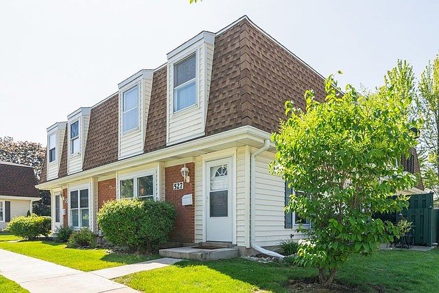 1st image of 527 Manor Cir #122