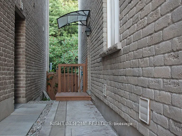 10 Adeline Ct — Photo 13