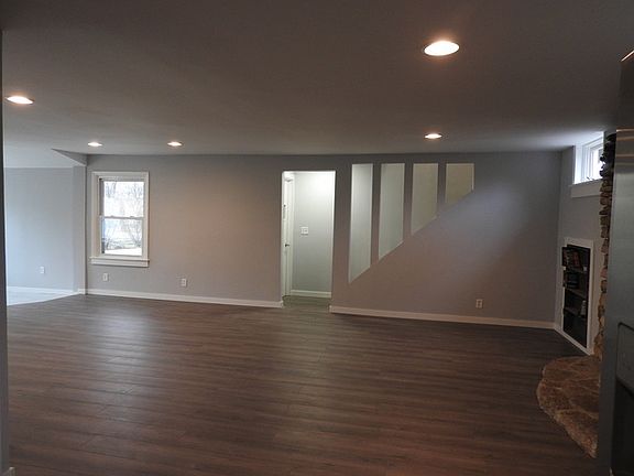 5th image of 306 Westshore Dr