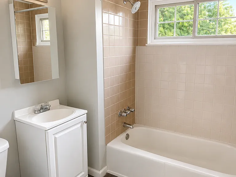 32 Barnes St #A — Photo 3