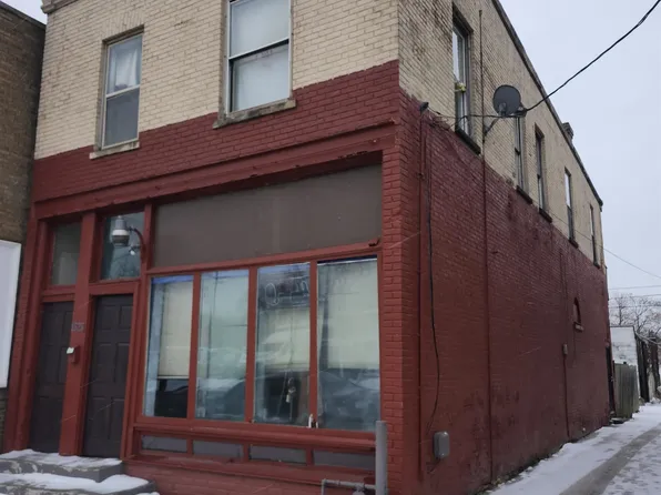 1323 Broadway, Rockford, IL 61104