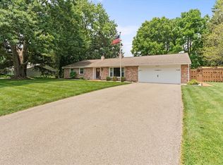 465 Southbrook Dr, Dayton, OH 45459