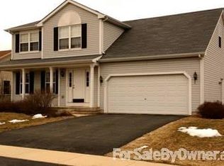 3454 White Oak Dr, Dekalb, IL 60115