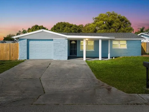 2705 Gardner Pl, Holiday, FL 34691