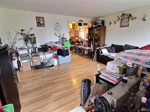 4th image of 3242 84th St S