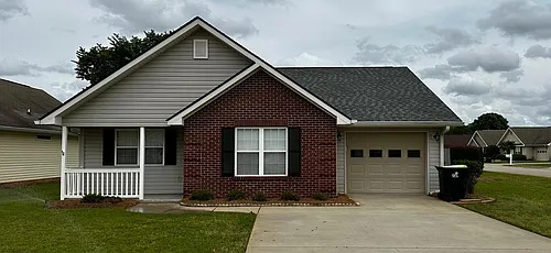 200 Deerfield Cir Photo 1