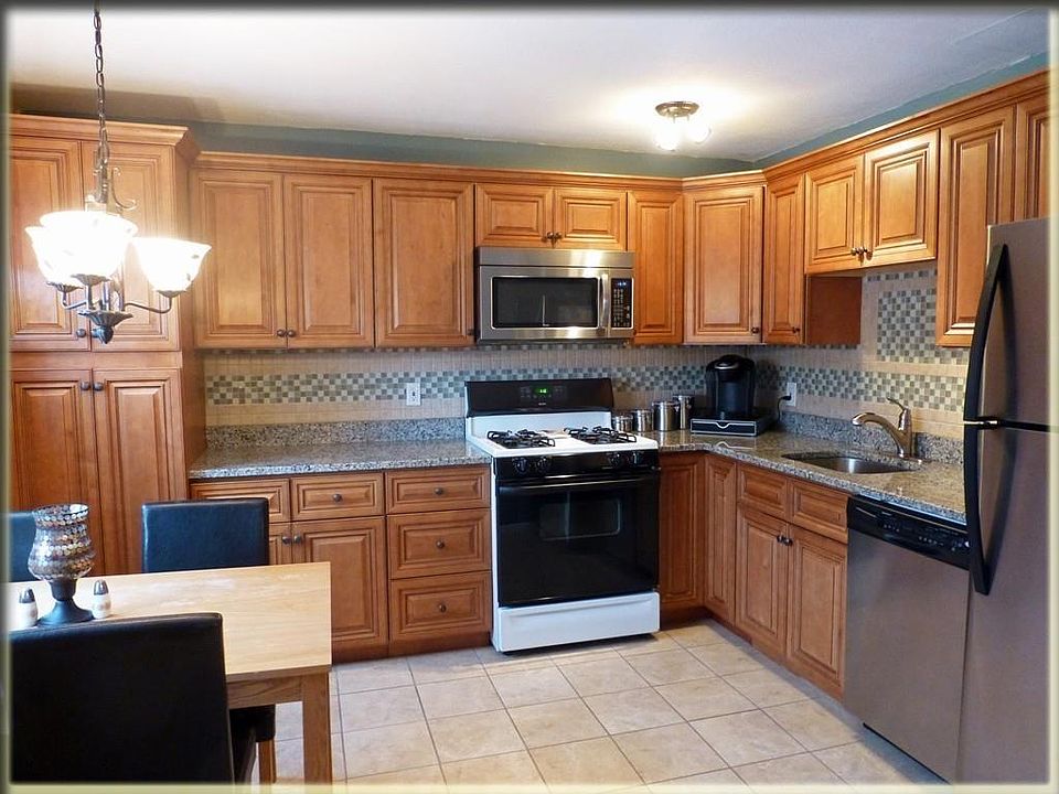 1st image of 27 Farrwood Ave APT 10