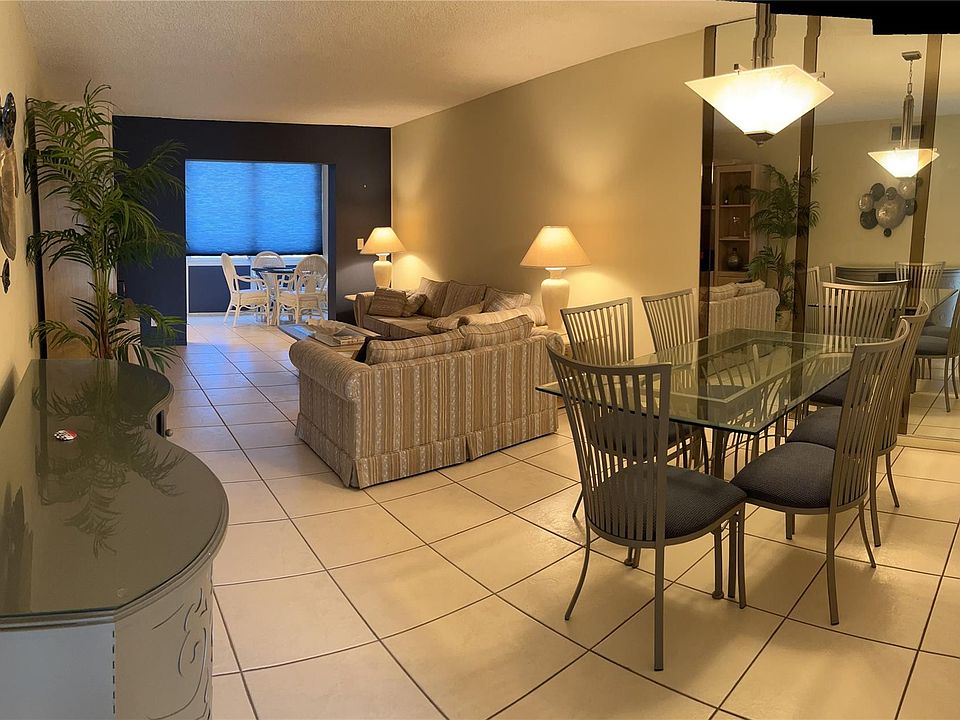 1st image of 2520 NE 1st Court #309
