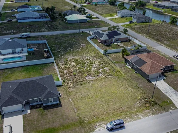 506 NW 1st Pl, Cape Coral, FL 33993