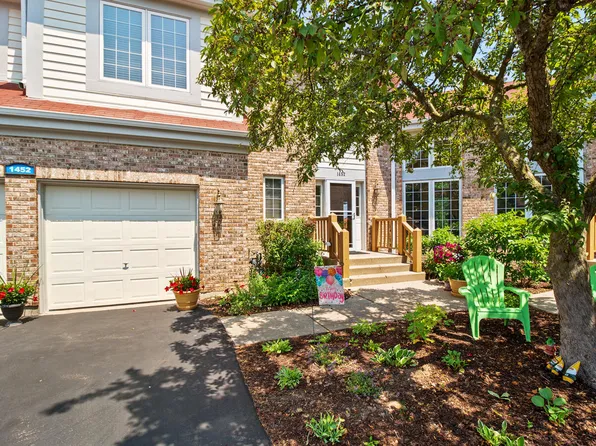 1452 Highland Dr, Geneva, WI 53147