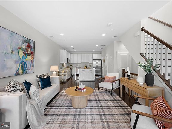 4th image of 3415 Sherman Ave NW #2