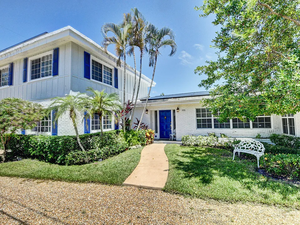 521 NW 14th St