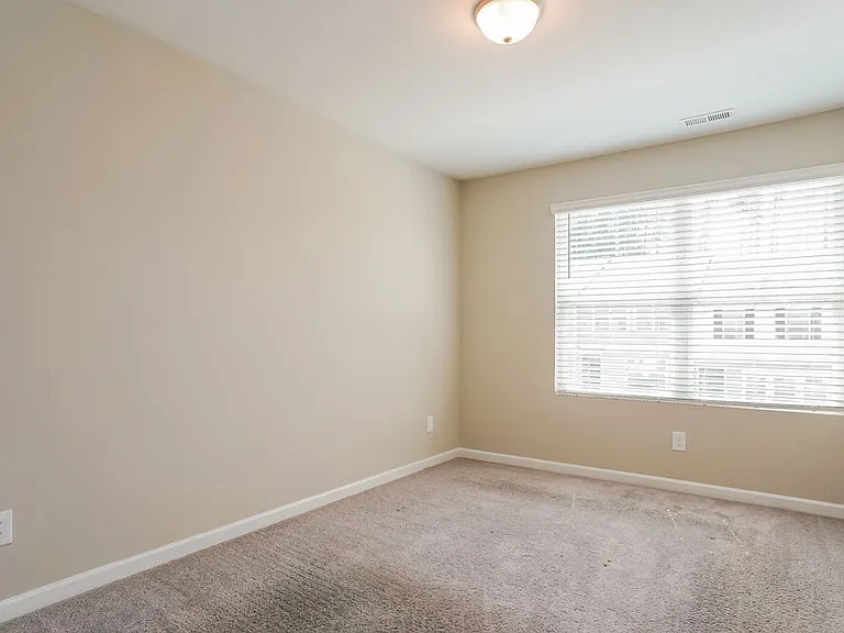 542 Landing View Dr — Photo 14