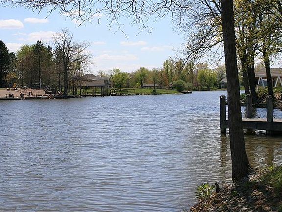 3rd image of 442 Waynoka Dr