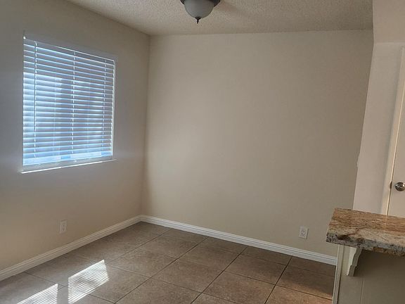 5th image of 3207 N White Ave