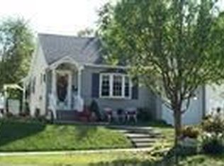 1005 7th Ave N, Clear Lake, IA 50428
