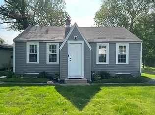 305 N Manhattan Ave, Muncie, IN 47303