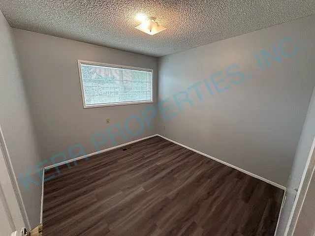 23010 SE Naomi Ct — Photo 13