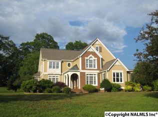 66 Summerhill Ln, Valley Head, AL 35989