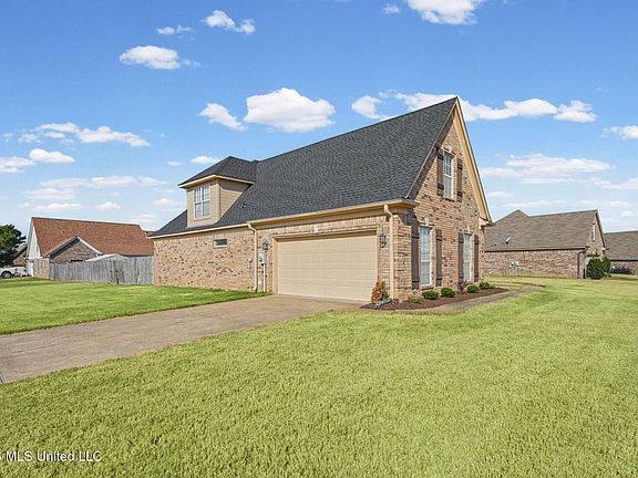 3rd image of 2603 Pinnacle Dr