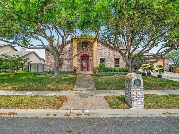 1318 Sandpiper Dr, Corpus Christi, TX 78412