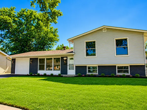 7777 Ramsgate Cir S, Hanover Park, IL 60133