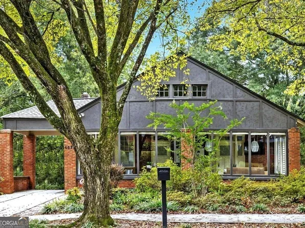 668 Mayland Ave SW, Atlanta, GA 30310