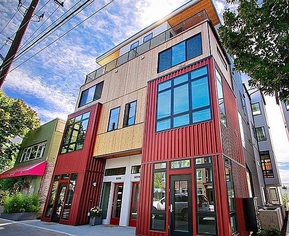 1st image of 3215A California Ave SW #A