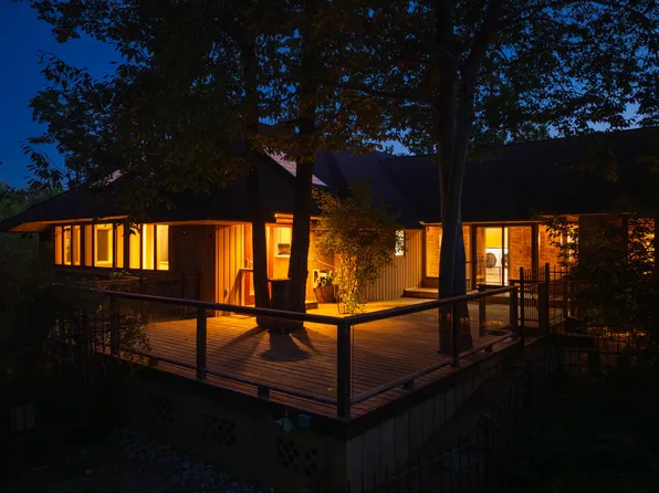 1332 Cherry Log Ct, Gaylord, MI 49735