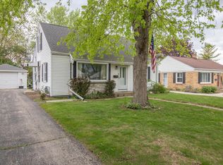 2845 S 52nd St, Milwaukee, WI 53219