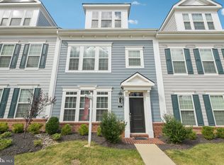 389 Buckeye Cir, La Plata, MD 20646