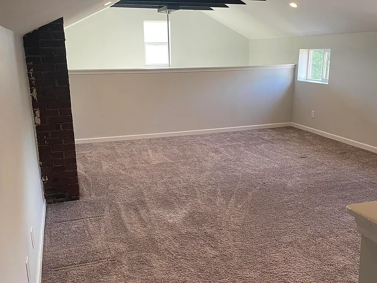 1212 Krieger St — Photo 14