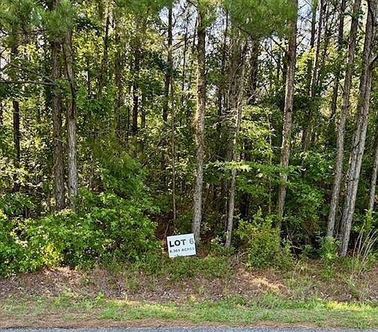 2nd image of 237 Wainwright Rd #6