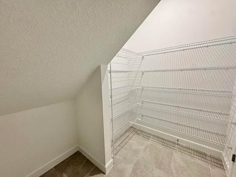 14122 SW Thorens Dr — Photo 23