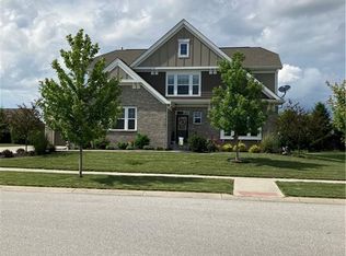 1164 Clearwell Dr, Greenwood, IN 46143