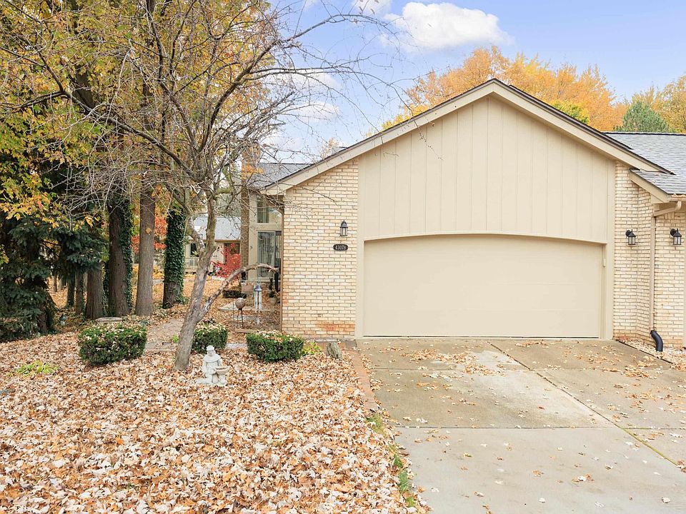 1st image of 43078 W Kirkwood Dr