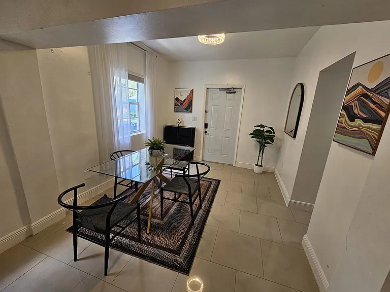 6966 Byron Ave #101 — Photo 18