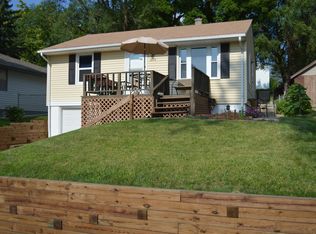6715 S 31st St, Omaha, NE 68107