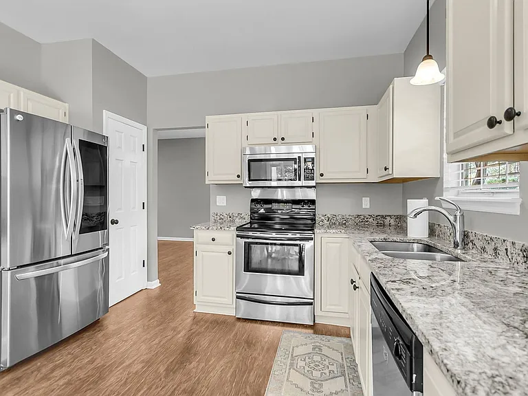 1338 Horseshoe Bnd — Photo 16