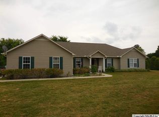 1516 Ready Section Rd, Hazel Green, AL 35750