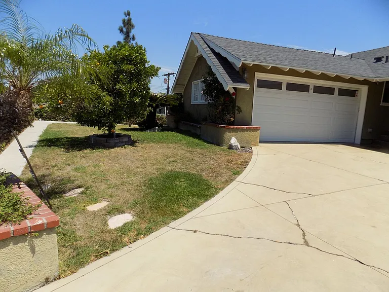 108 S Ellery Dr — Photo 9