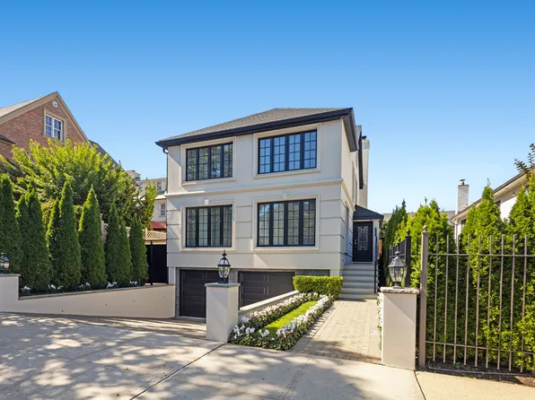 8008 Harbor View Terrace image 1 of 30