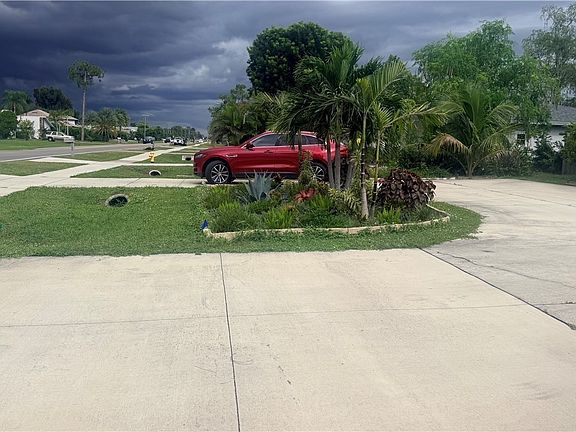 4th image of 2230 Crystal Dr