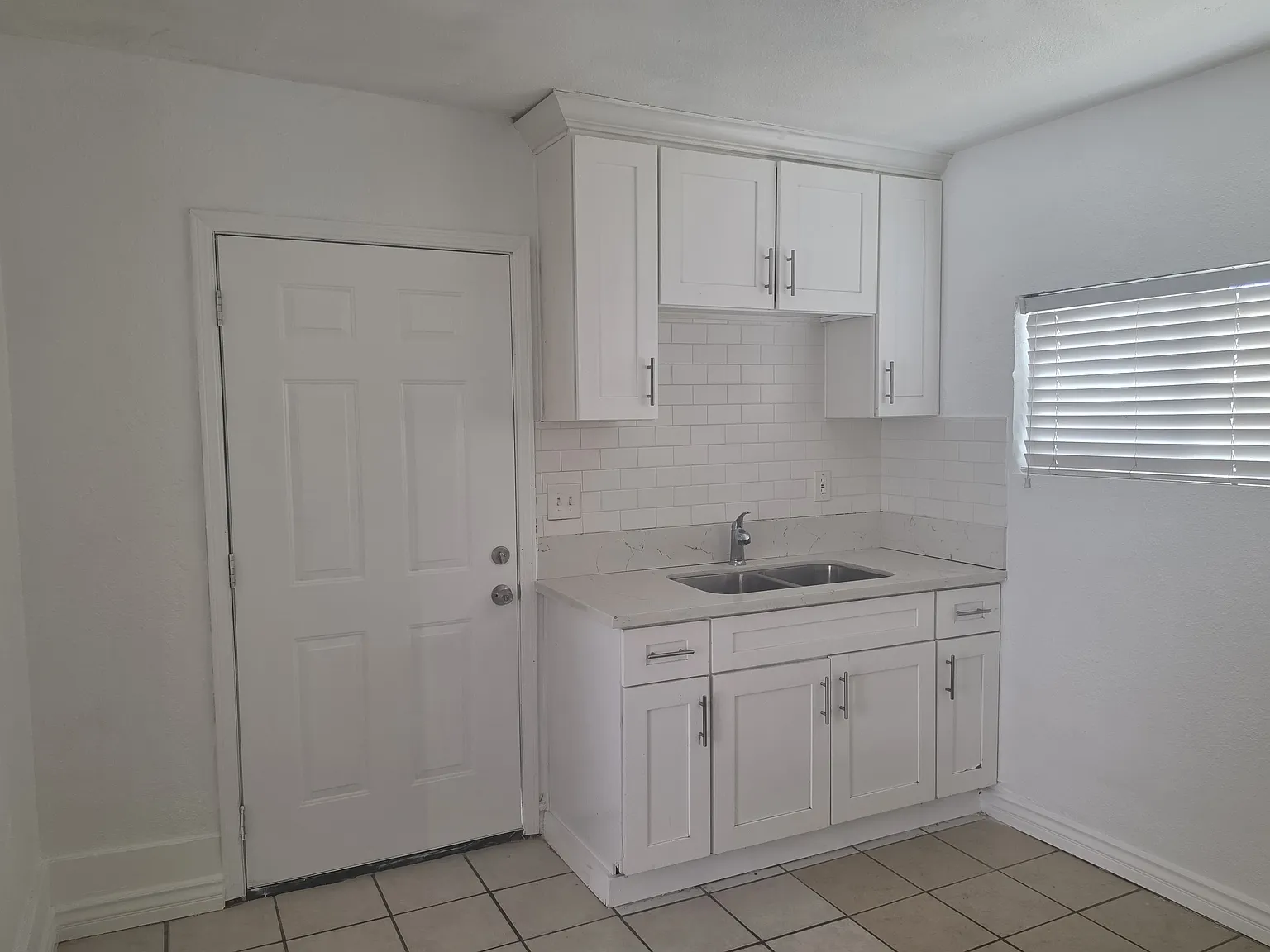 1 bed, 650 sqft, $1,250 — Photo 1